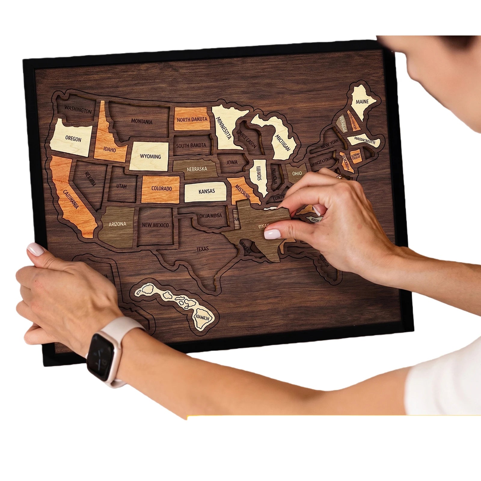 MapQuest USA Puzzle showing a colorful map of the United States, partially assembled.