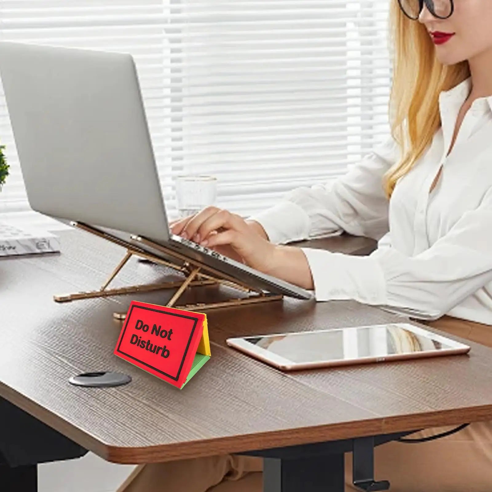 Teacher Desk “Do Not Disturb” Sign – 3-Sided Desk Indicator Kairos & Co.