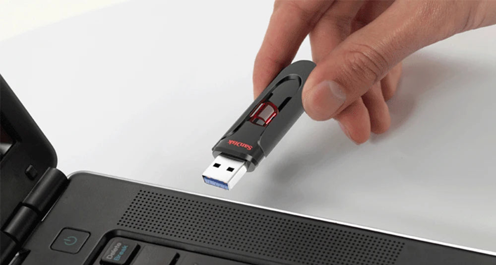 SanDisk CZ600 USB 3.0 Flash Drive – High Speed Pendrive (16GB-128GB) Divina Constitutio