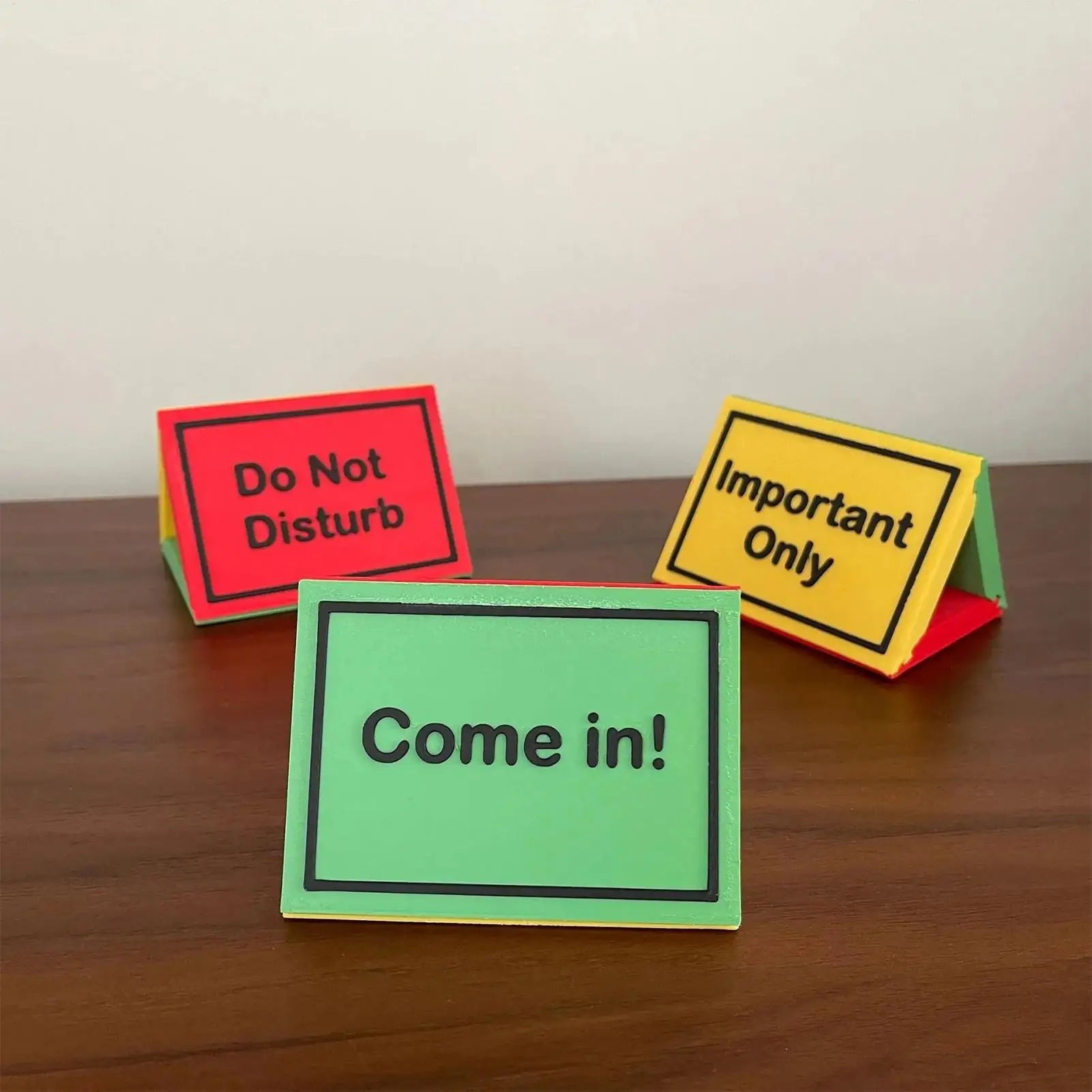 Teacher Desk “Do Not Disturb” Sign – 3-Sided Desk Indicator Kairos & Co.